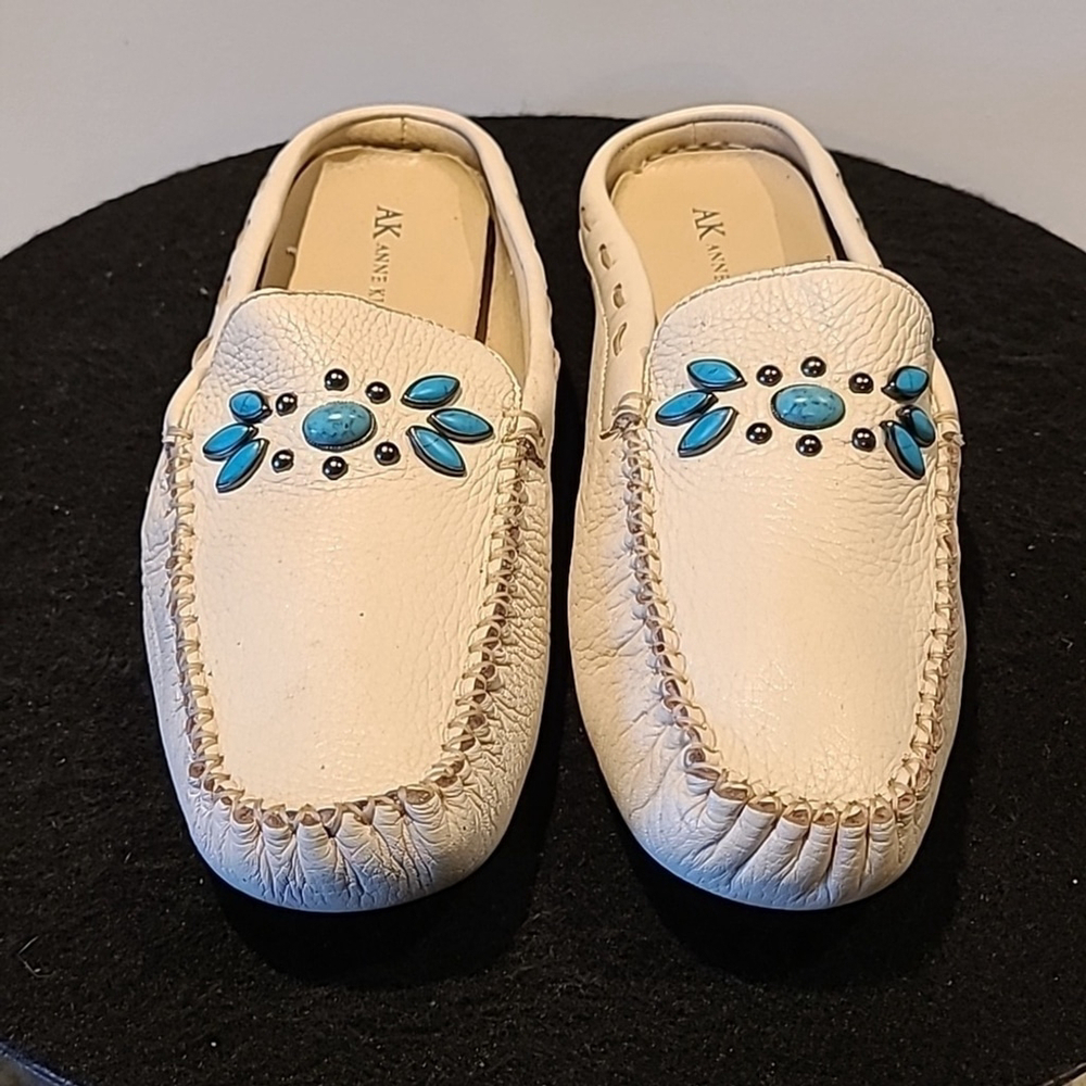 ANNE Klein Cultures white leather turquoise decor Moccasins. sz.8M (#1074) - Picture 3 of 15